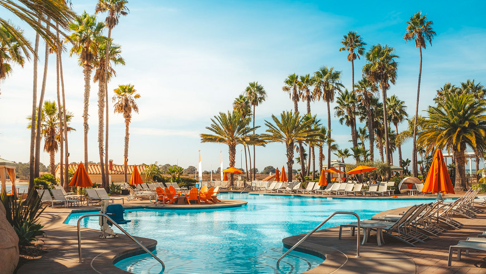 Outdoor Hotel & Resort Furnishings